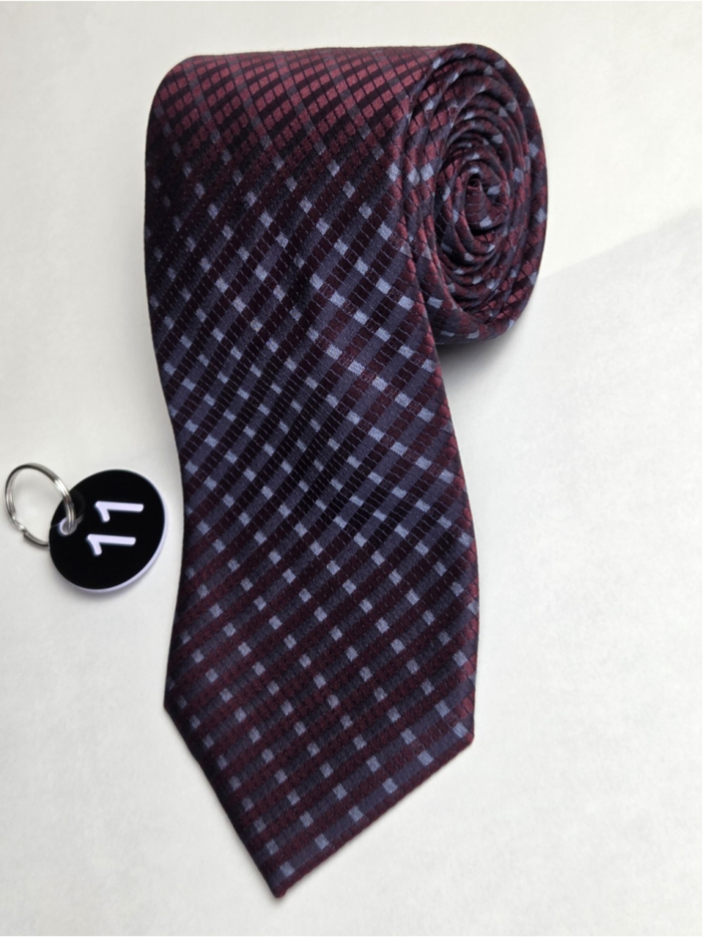 Calvin Klein 100% Silk Burgundy Navy Geometric Men’s Necktie 58x3.25 #11